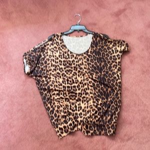 Leopard drop shoulder top